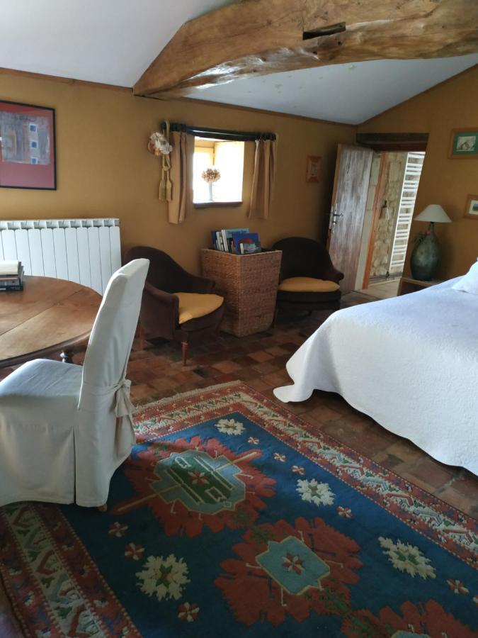 Le Clos Des Fayes Berthegon エクステリア 写真