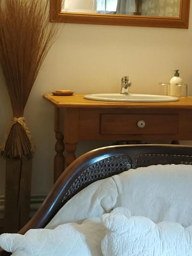 Le Clos Des Fayes Berthegon エクステリア 写真